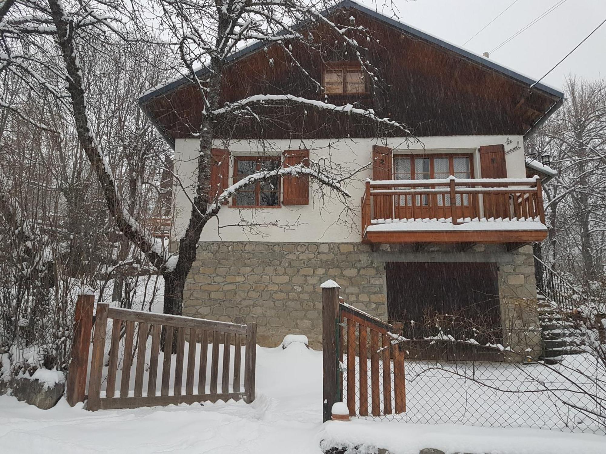 Chalet Le Chevreuil Villars-Colmars Exterior photo